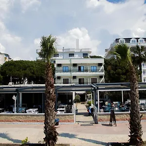  Hotel Okej